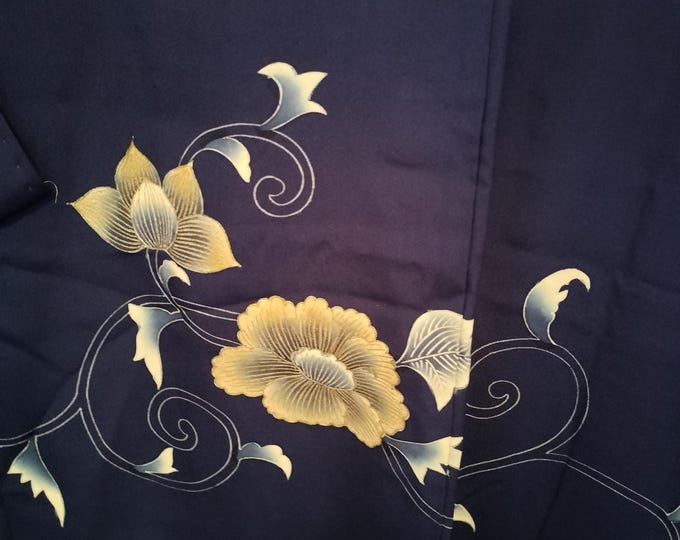 Vintage Japanese hand stitched silk  haori kimono jacket. Navy blue floral flower arabesque hand painted yuzen dyed. Umbrella bangasa lining