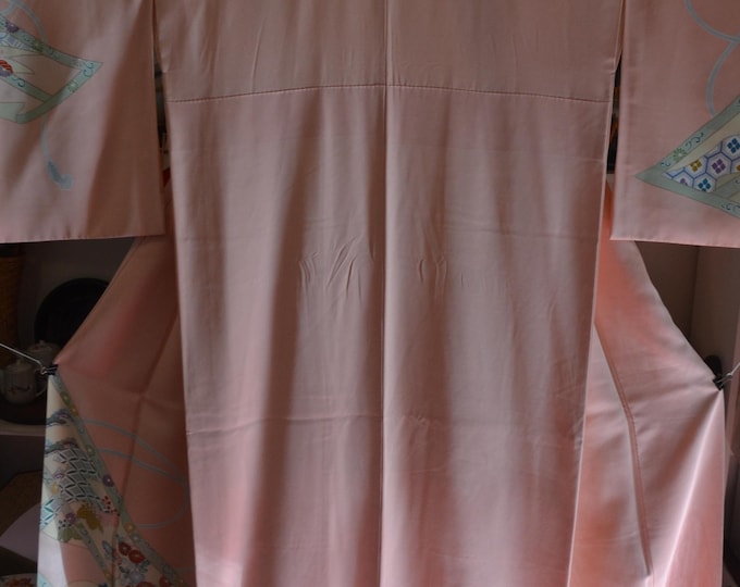 Vintage 1990's Japanese  handsewn kimono soft pink silk with yuzen dyed pattern of floral flower scrolls. Embroidered chysanthemum details.