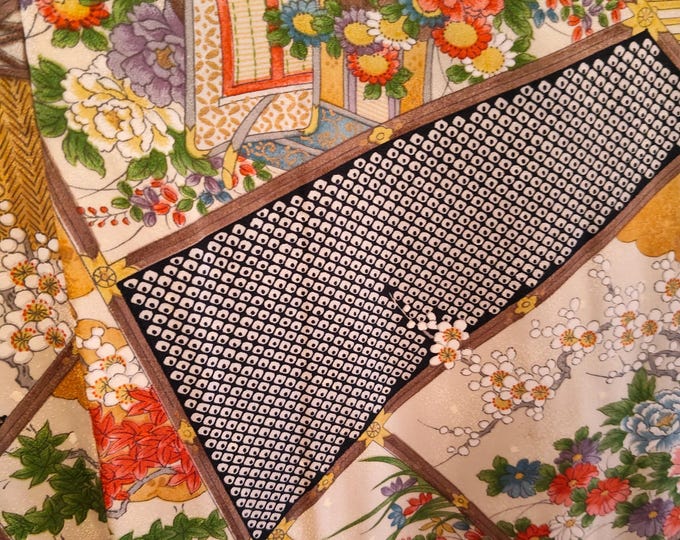 Vintage 1990's Japanese  handsewn kimono with  dyed pattern of Japanese flowers. Komon kimono.  Cream colour w/ kanako . Rinzu weave.