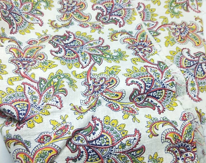 Vintage American Feed sack fabric fat quarter 18" x 22' cotton. Colourful Paisley pattern, Genuine not reproduction.