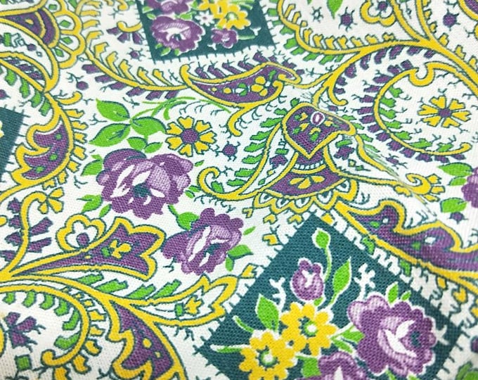 Vintage American Feed sack fabric fat quarter 18" x 22' cotton paisley floral arabesque colours  emerald, amethyst. Genuine not reproduction