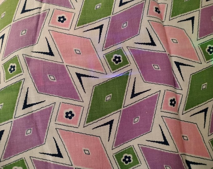 Vintage American Feed sack fabric 28 cm x 89 cm 10" x 35" cotton. Retro atomic geometric pop pink, lavender, green. Genuine not reproduction