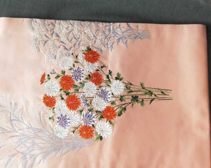 Beautiful vintage Japanese silk Nagoya obi, with bouquet of chrysanthemum flowers pattern pink ground.