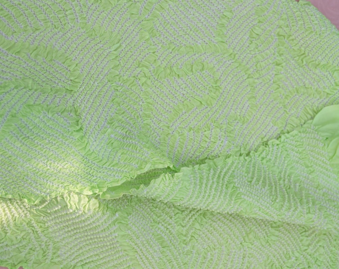 Vintage Japanese rinzu silk kimono obi-age bright spring green coloured silk 116cm long. Woven sayagata design. Shibori geometrics small