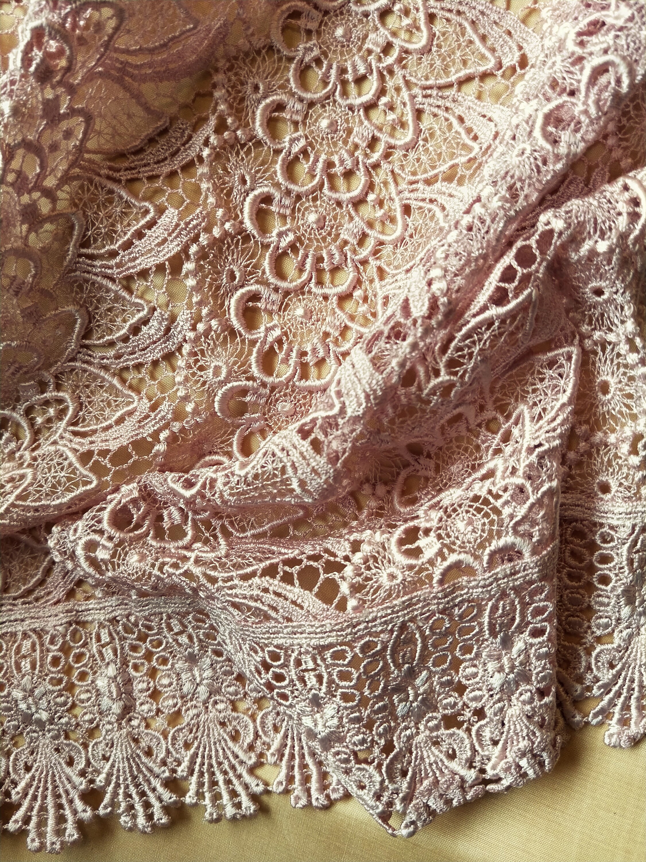 Vintage Japanese lace shawl for kimono medium musk pink lace leaves and