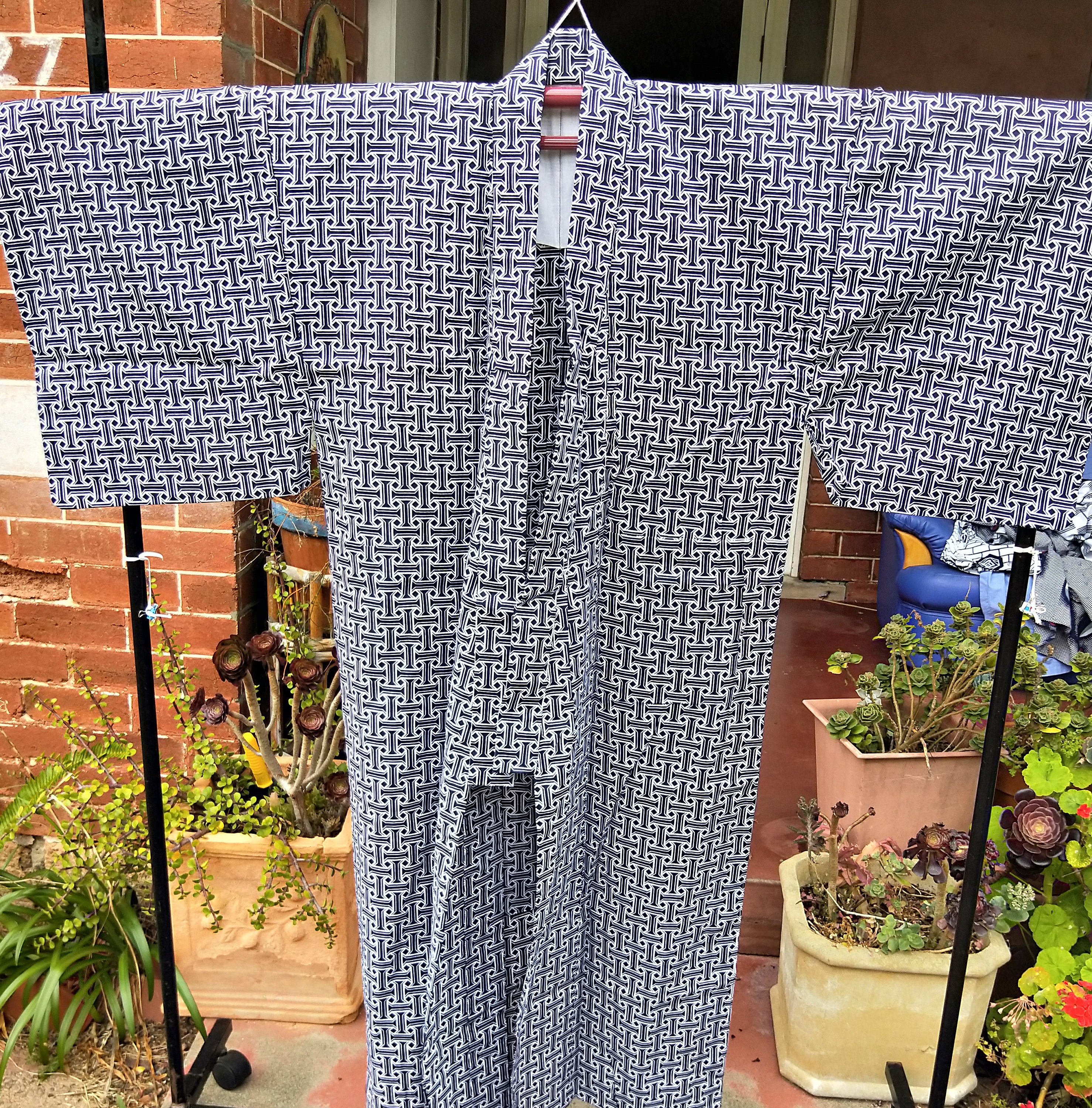 Vintage Japanese cotton yukata kimono indigo blue geometric pattern