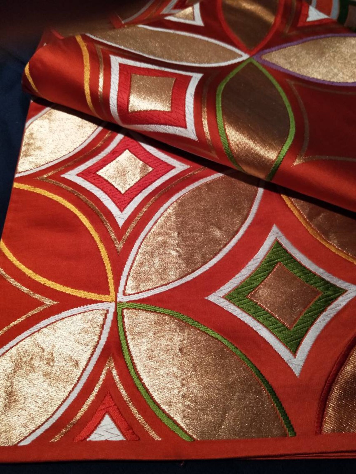 Pittura Fili Di Seta Prezzo Cerchi geometrici intrecciati in seta fukuro giapponese | Etsy