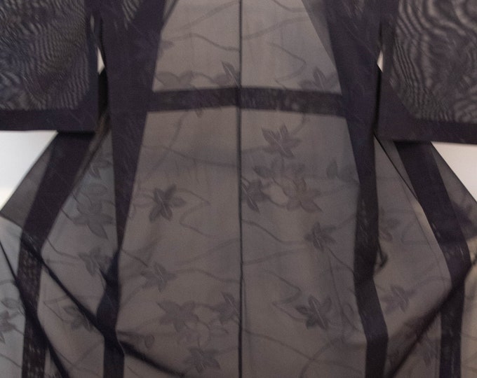 Vintage Japanese handsewn natsumono /usumono sha kimono. Black with family crest sheer summer kimono with woven leaf pattern
