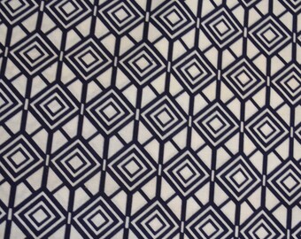 Japanese kimono indigo blue and white cotton yukata fabric geometric pattern 9 2 cm x 36 cm (36" x 14")