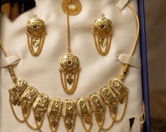 Traditional Indian Gold Plated Choker Necklace Set with Maang Tikka & Earrings |  Gold Plated Bridal Filigree Jewelry Set | Wedding Gift