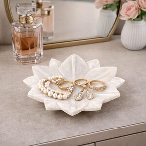 marble lotus plate decor, marble trinket dish lotus, white marble jewelry dish, marble catchall tray lotus, marble candle plate holder, lotus marble vanity tray, small marble decor tray, marble pooja decor plate, marble diya plate holder, marble ring holder dish, marble lotus plate, trinket dish marble, jewelry dish, catchall tray, marble tray, vanity tray, candle plate, diya plate, pooja decor, marble decor, ring holder dish, small marble tray, home decor tray