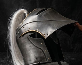 Casque de chevalier médiéval avec plume | Casque de cosplay pour GN | Costume de fête de la Renaissance