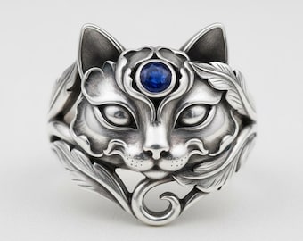 Anello con testa di gatto, argento, pietra blu, motivo floreale a foglia, fascia vistosa