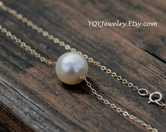 M Size Cream Venus Necklace---Swarovski Pearl Pendant, 14k Gold Filled or Sterling Silver, Anniversary, Mom, Wedding