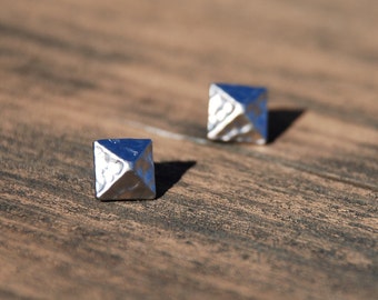 Silver, Pyramid Studs, Sterling Silver Posts, Pyramid posts, Pyramid earrings, Bithday gift, mother's day gift, dainty jewelry
