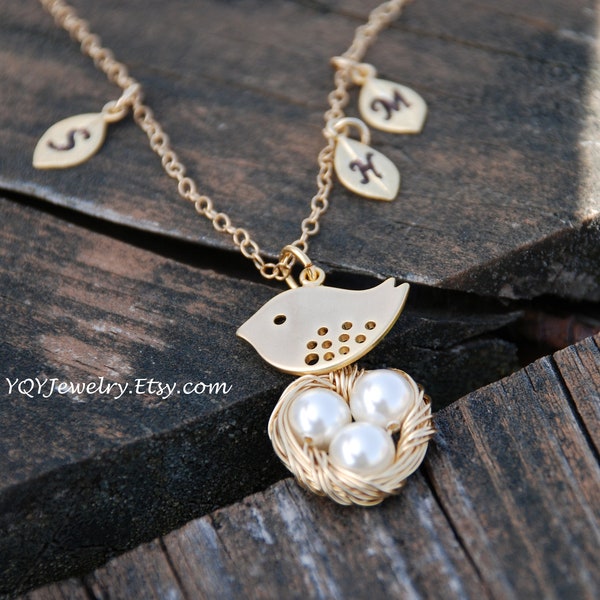 Mom Bird And Baby Eggs In Nest, 14k Gold Filled Necklace, Initial leaf charms, Bird Nest, Personalized, Mother's day Gift, GIft for moms