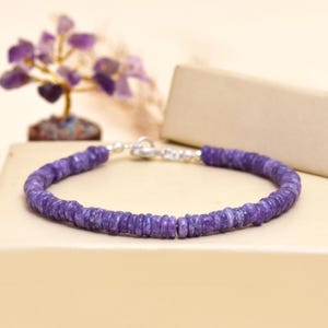 4 mm Charoite Slät Tyre Pärlarmband – Naturlig Lila Charoite Ädelsten – Minimal Läkande Kristallsmycken – Present till Henne Honom