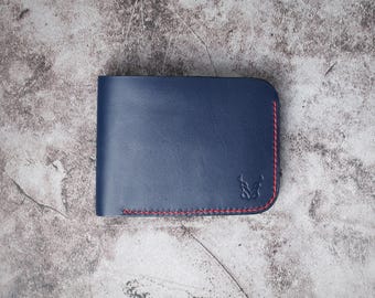 Portafoglio classico a due ante in pelle blu scuro con cuciture rosse fatte a mano / Markore Hunza Arc