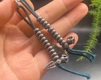 Contador de oraciones tibetanas Mala de hierro meteorito vintage, accesorio de rosario budista de cuentas en tono plateado tejido a mano