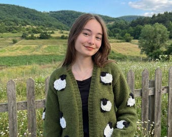 100% handgefertigte Strickjacke