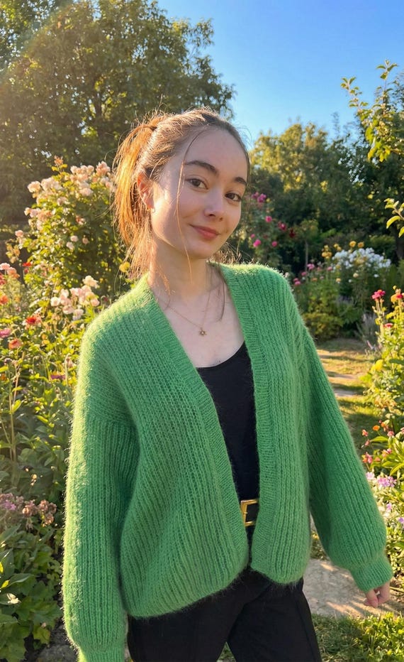 Green Mohair Blend Knit Cardigan, Soft Fuzzy Cropped Cardigan for Women, Merino Wool Sweater, Cozy Luxury Knitwear