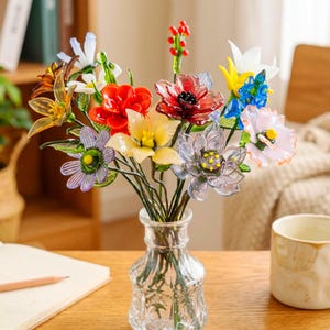 Flor de cristal del mes de nacimiento, flor de primavera soplada a mano, ramo de flores de cristal soplado a mano, flor de nacimiento personalizada, regalo de cumpleaños, regalo para ella. imagen 3
