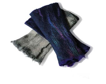 Wet Felt Kit makes 2 pairs wrist warmers, fingerless gloves, Grey/Navy or Red/Blue, online tutorial