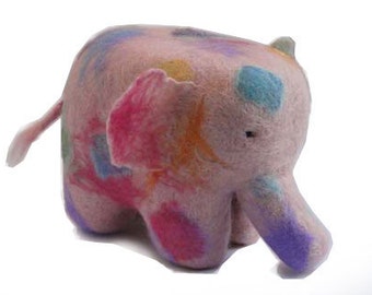 Needle felt kit, elephant in pastel colours, online tutorial