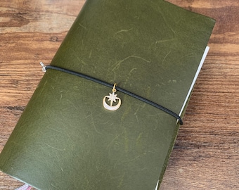 Mini Journal-berlock, förgylld halvmåne med stjärna i mässing