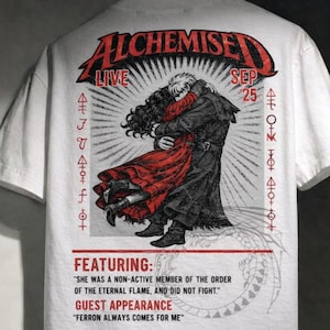 Maglietta vintage della band Alchemised 'Kaine and Helena' / Maglietta Alchemised SenLinYu, Merchandising T-Shirt Bookish, Regalo per gli amanti dei libri,