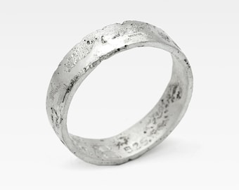 Rustic Wedding Band in Sterling Silver for Men Women | Kaewkosin III