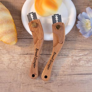 Personalized Walnut Wood Bread Lame, Handmade Sourdough Scoring Tool with Replaceable Blade, Baking Gift for Bakers