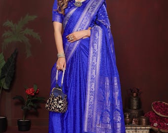 Sari de seda suave azul marino Banarasi con estampado floral y blusa cosida, regalo de jubilación para mujer.