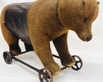 Early Antique Steiff Bear on Wheels