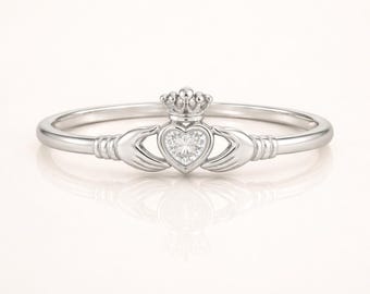 Anello a cuore Claddagh • Anello d'amore incoronato • Anello con promessa • Anello a cuore romantico • Regalo di anniversario • Regalo significativo per lei
