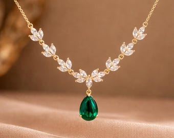 Green Drop Necklace • Gold Floral Necklace • Dainty Statement Necklace • Elegant Leaf Design • Minimalist Bridal Jewelry • Gift for Her