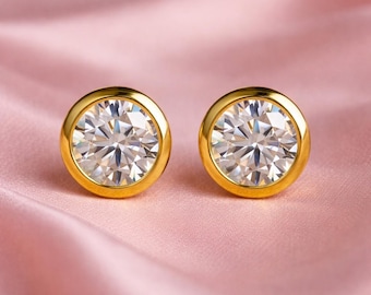 Oorknopjes met ring • Rond geslepen minimalistische oorbellen • Klassieke gouden studs • Alledaagse elegante sieraden • Jubileumcadeau voor haar