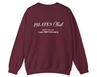 Pilates Club Sweatshirt | Triff dich auf dem Wendehalstuch