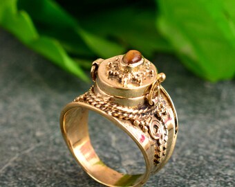 Bague en or oeil de tigre, bague cabochon ovale large, cadeau de bijoux artisanal d'inspiration vintage pour elle