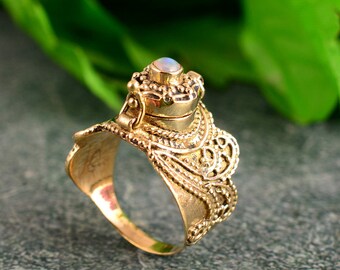Bague en or opale, cabochon rond d'inspiration vintage large, cadeau bijou artisanal pour elle