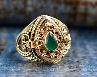 Bague en or chrysoprase, cabochon en forme de larme, bijoux artisanaux d'inspiration vintage, cadeau bague tendance pour elle