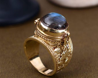 Labradorite Cabochon Poison Ring Gold Vermeil Filigree Design