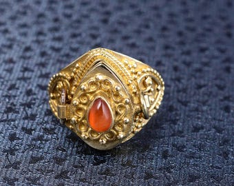 Carnelian Orange Poison Ring, Teardrop Carnelian Gold Vintage Style Secret Compartment Ring