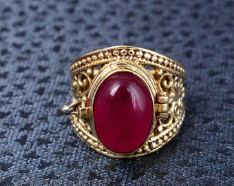 Bague empoisonnée vintage rubis rouge à compartiments, bague secrète ovale européenne
