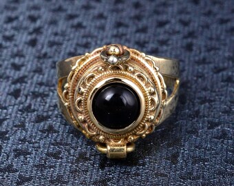 Bague empoisonnée vintage en onyx noir avec compartiment en or, médaillon secret européen vintage