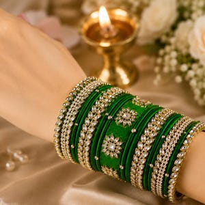 Smaragdgröna sidentråd Kundan armband, handgjorda indiska brudsmycken