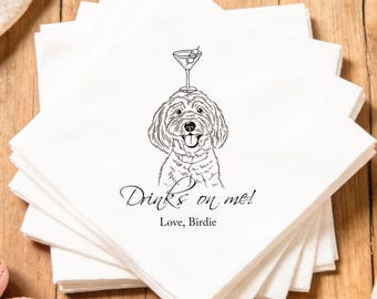 カスタム犬用カクテルナプキン、パーソナライズされたペットウェディングナプキン、猫用カクテルナプキン、ドリンクサービスナプキン、グラスを持った犬