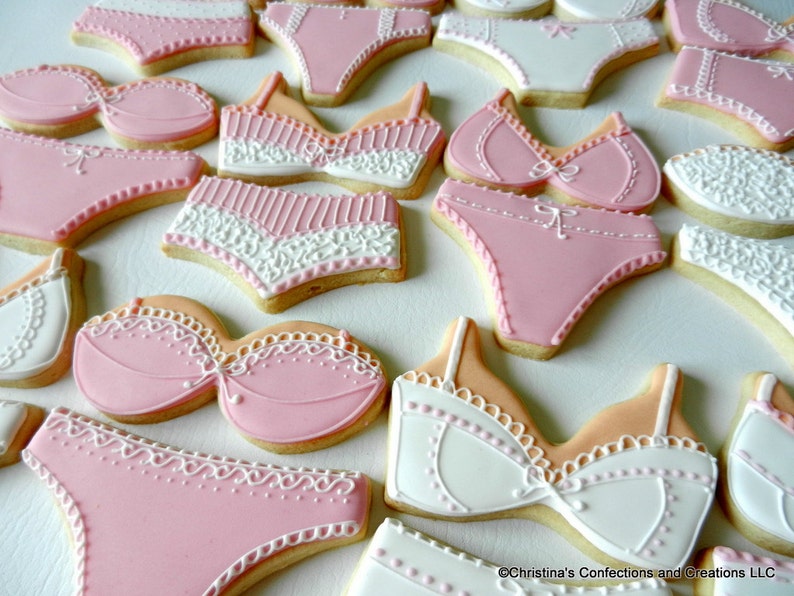 Hand Decorated Bra/Panty set Sugar Cookies for Bachelorette Parties, Bridal Showers, or Lingerie Parties (#2342) 