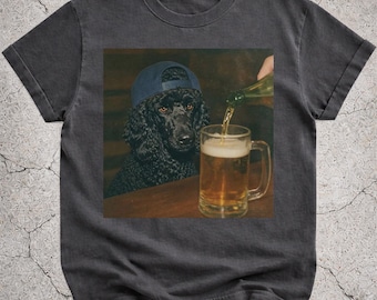 Schwarzer Pudel trinkt Bier Shirt, lustiges Pudel Hund Meme T-Shirt, Bier Liebhaber Geschenk für Pudel Mama oder Papa, Vintage T-Shirt