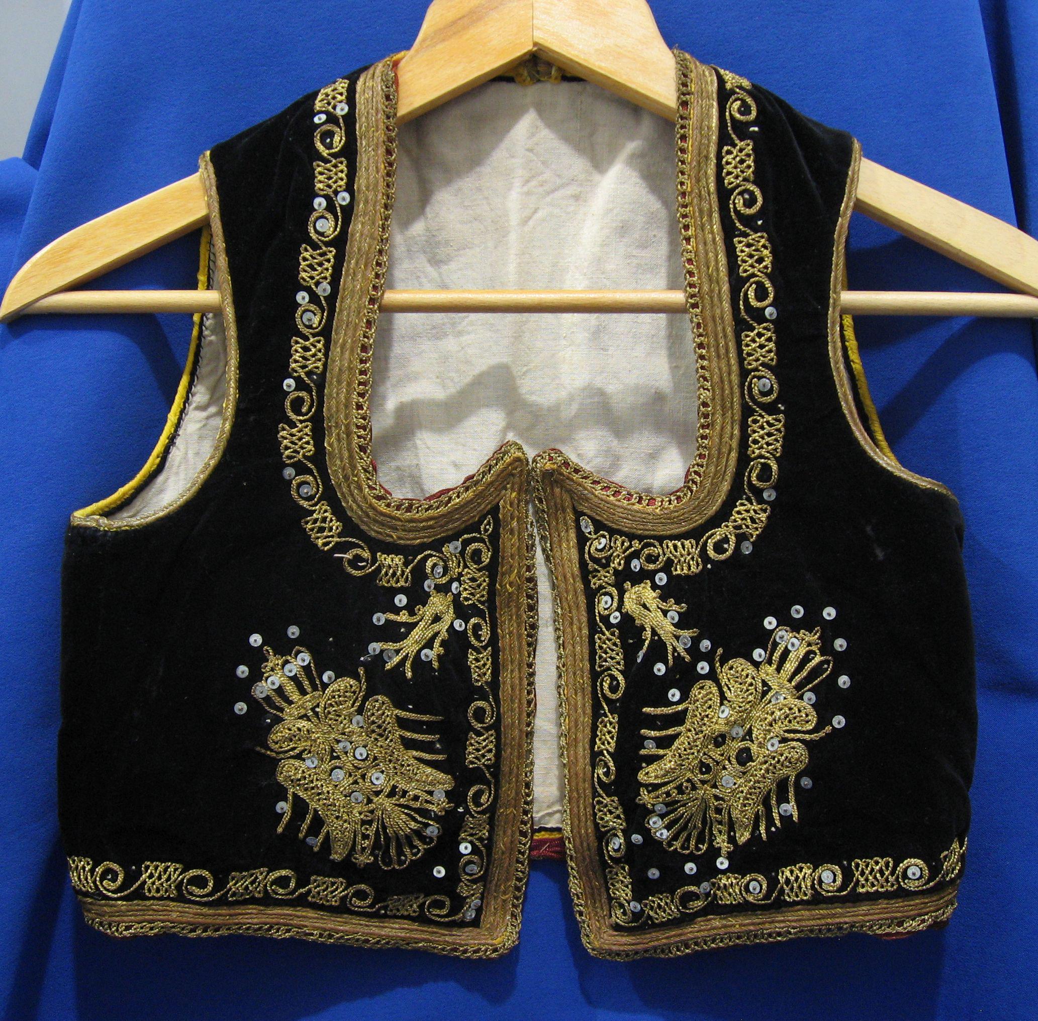 Macedonia clothes - Etsy 日本